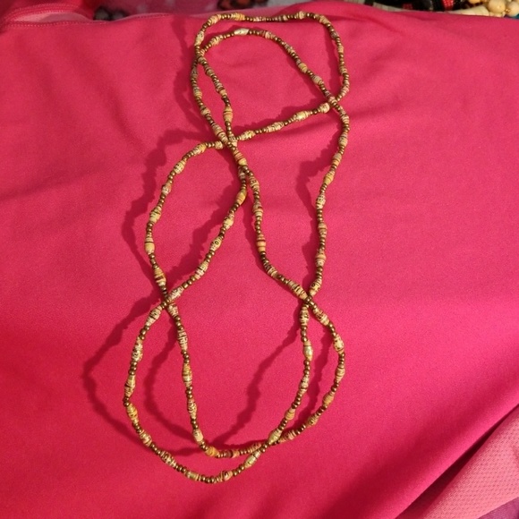 Fair Trade Necklace from Uganda - Picture 3 of 3